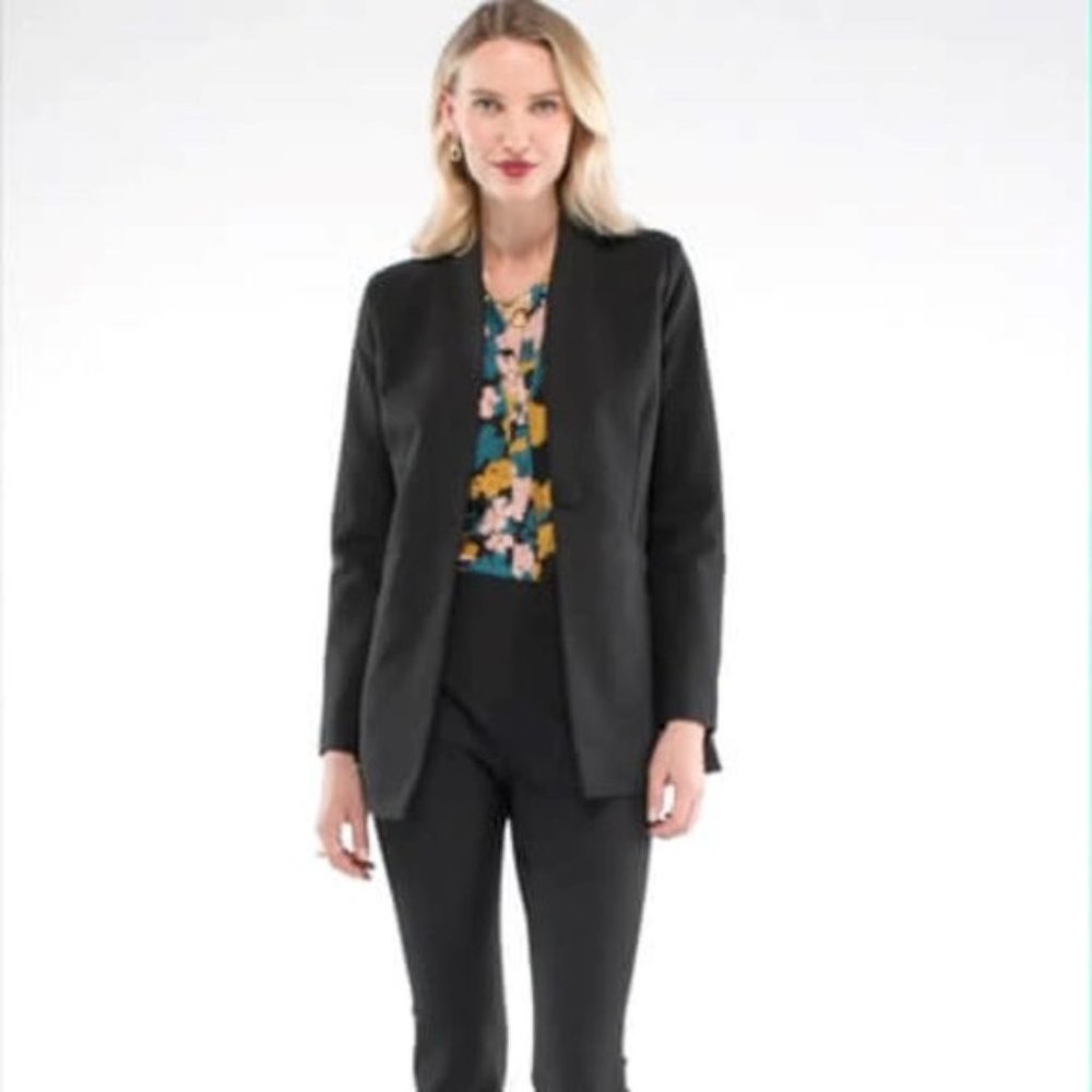 NWOT CAbi Dinner Jacket Size 4